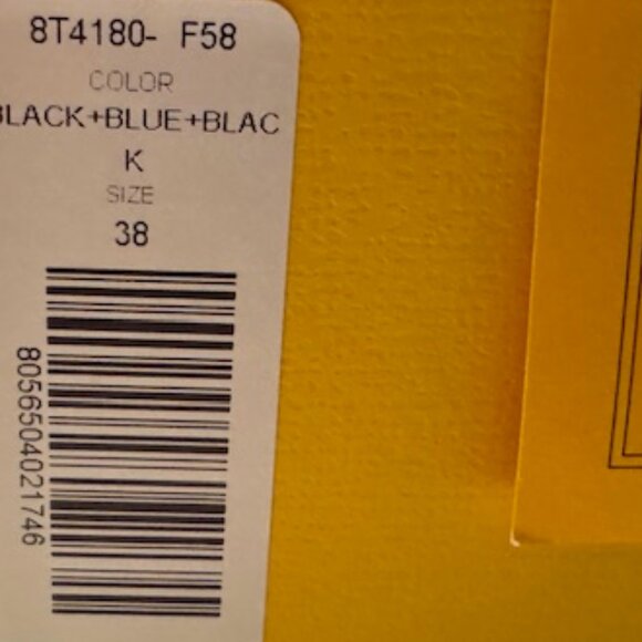 Fendi Victorian Calf Hair/ Patent Leather Ankle Booties -Size 38 w/ Box LIKE NEW - Picture 10 of 14